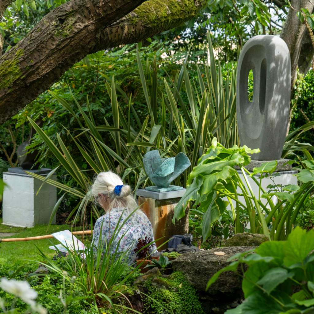 Barbara Hepworth Sculpture